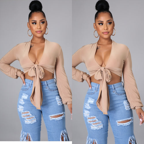 Front tie top