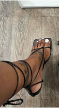 Load image into Gallery viewer, Tie up heels